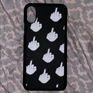 Kylie Jenner middle finger iPhone X case